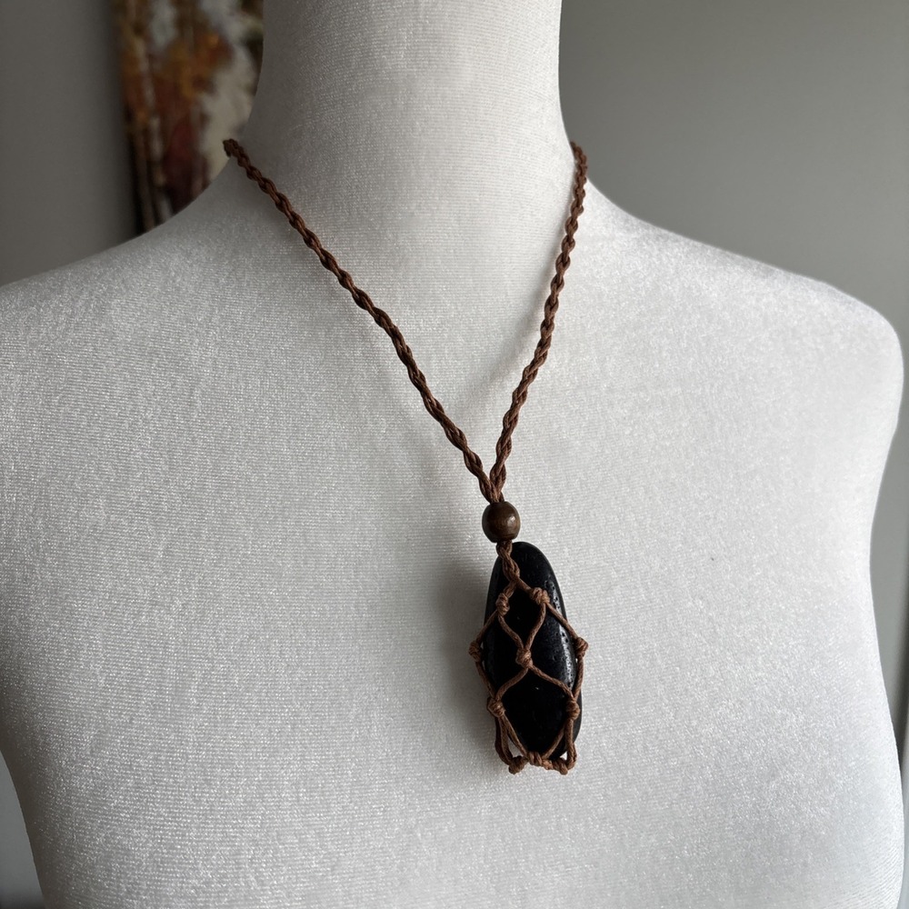 Handmade Zen River Stone Macrame Necklace - Polished Black Grounding Stone‎ New